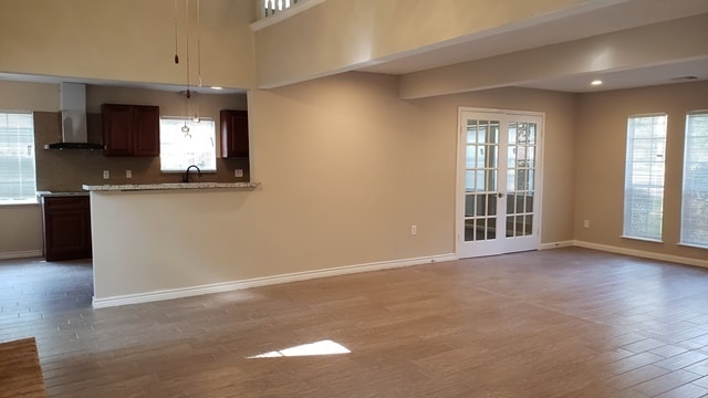 Photo - 13423 Lakecrest Dr