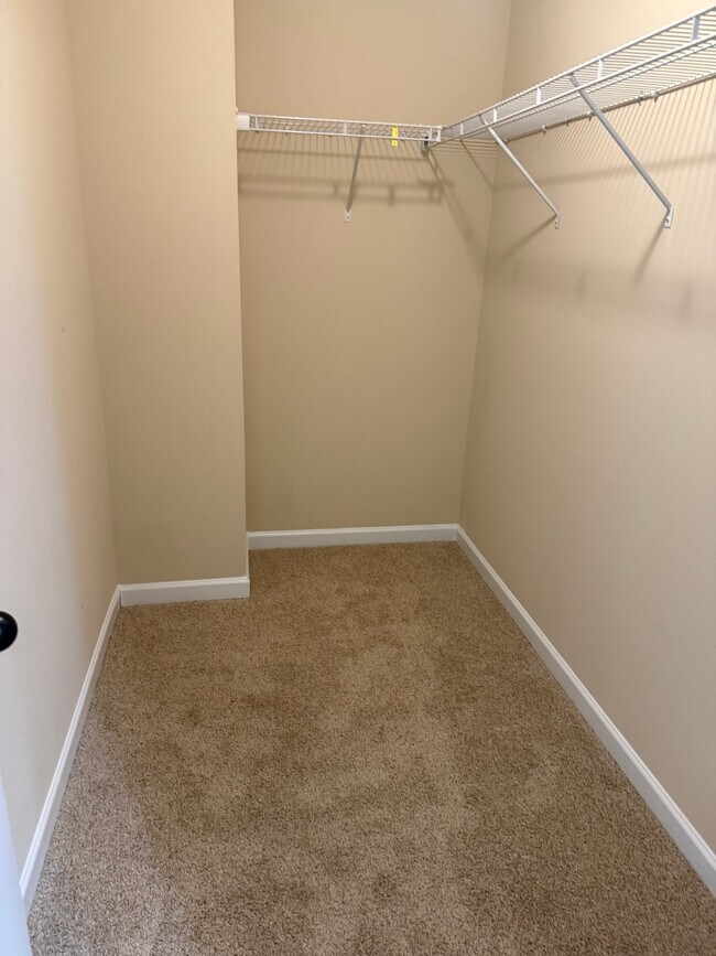 Photo - 213 Camellia Ct