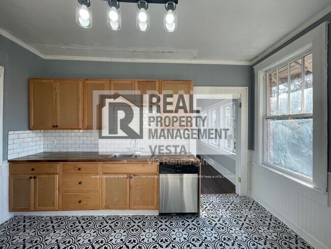 Photo - 2694 Cherokee Ave Unit A