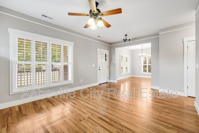 Photo - 102 Estelle Park Dr