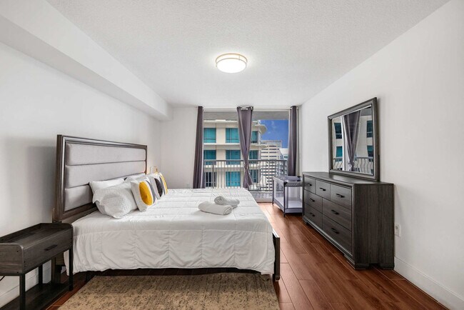 Photo - 1200 Brickell Bay Dr Apartment Unit FL35-ID1022195P