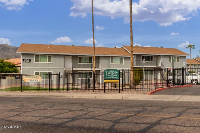 Photo - 1346 E Mountain View Rd Unit 102