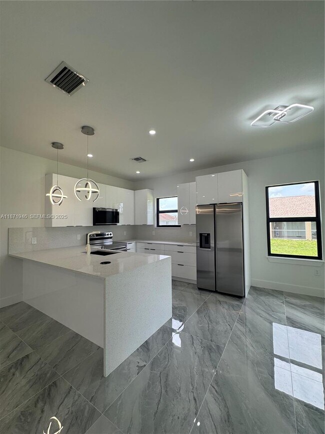 Photo - 1403 Unice Ave N