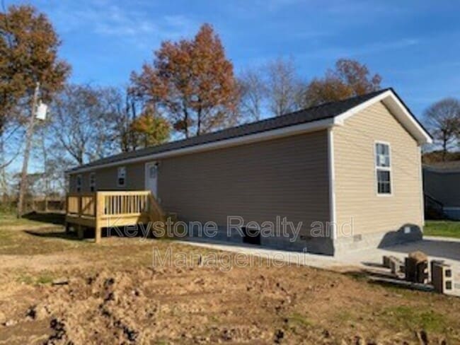 Building Photo - 131 Mace Ln