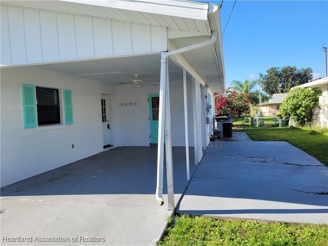 Photo - 1417 Kerry Dr