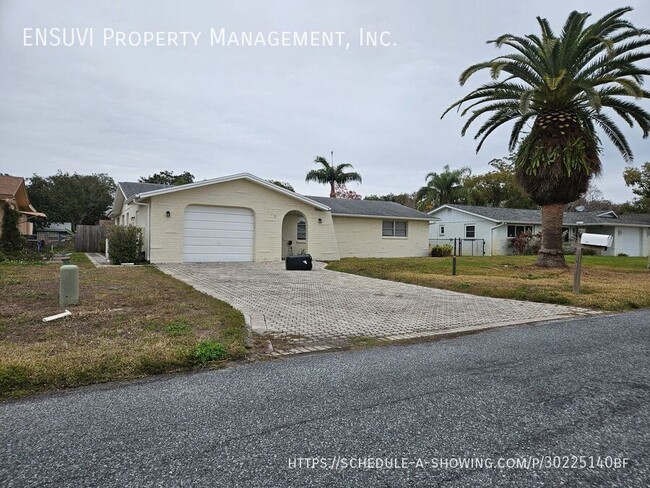 Beautiful 3 Bedroom 2 Bath Lake Home - Beautiful 3 Bedroom 2 Bath Lake Home