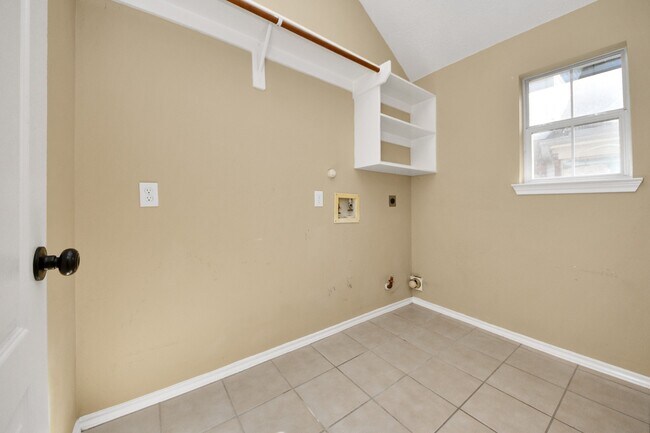 Photo - 10118 Heron Meadows Dr