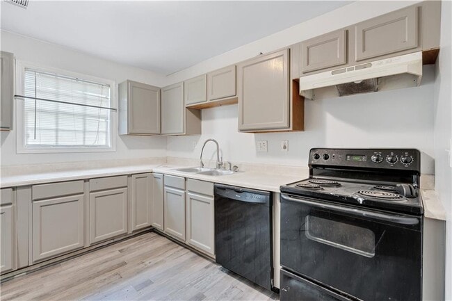 Building Photo - 968 Sexton Dr