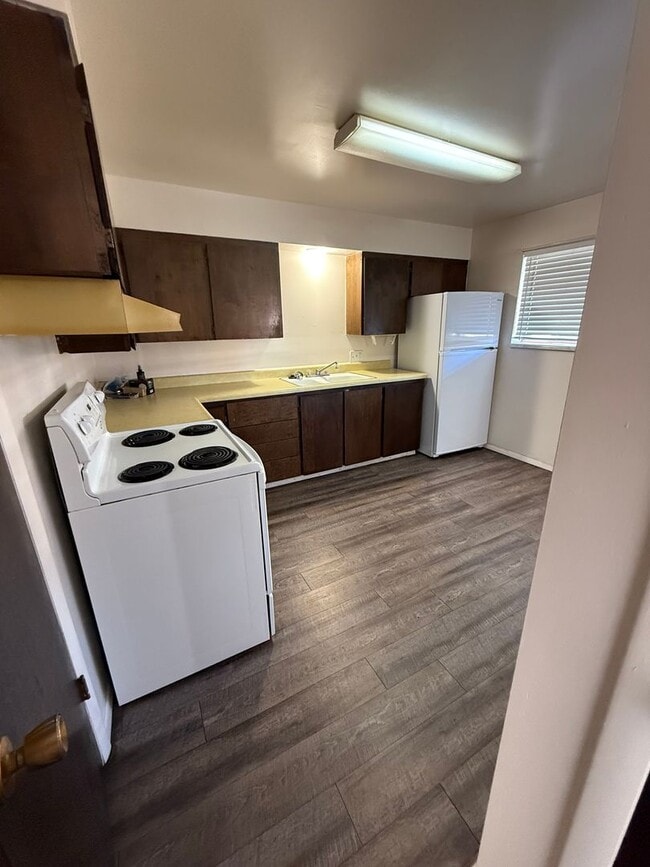 Photo - CS-1070 E 800 N Unit 1070 E 800 N #4