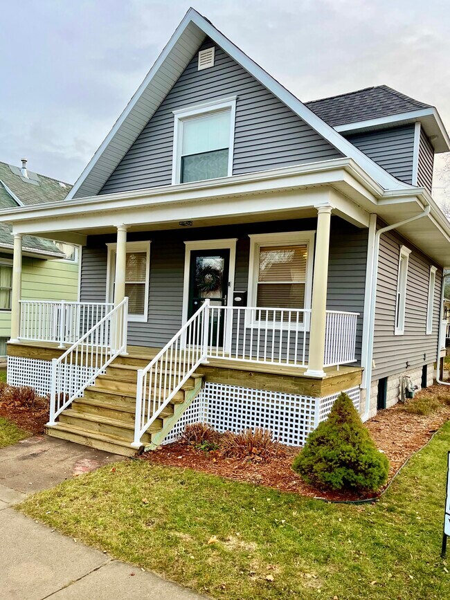 Photo - 602 Howard Ave