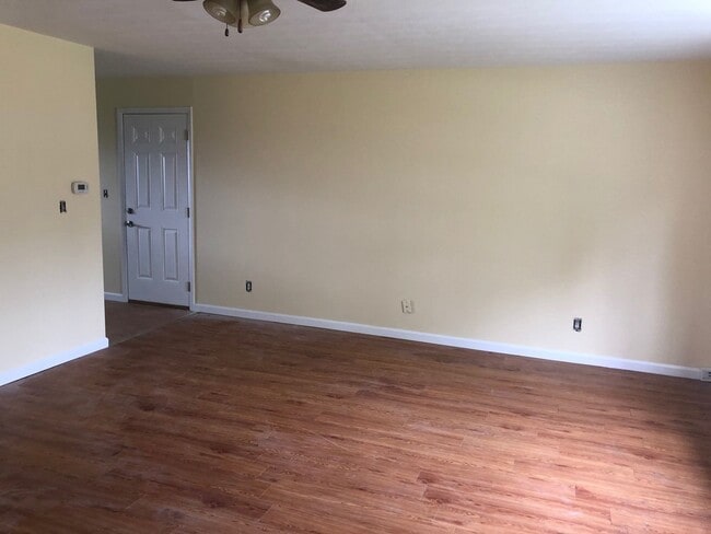 Photo - 1207 Maplepark Dr