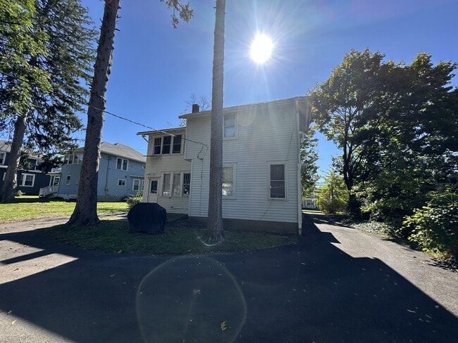 Photo - 739 Bloom Rd Unidad 101