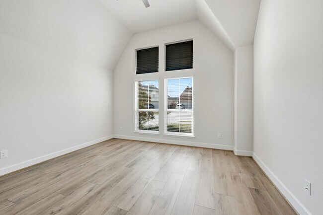 Photo - 24203 Norwood Groves Dr