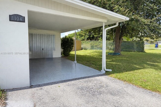 Photo - 1104 E Jasmine Rd