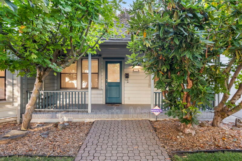 Photo - 1229 SE 19th Avenue
