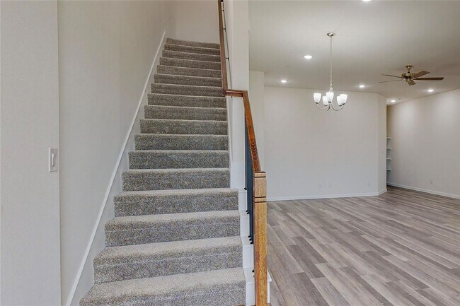 Photo - 4 Bed and 3 Bath Luxurious Townhome in Frisco!