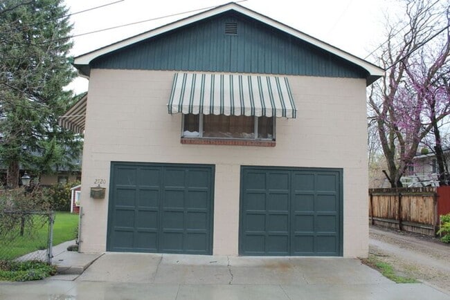 Photo - 2720 W Heron St
