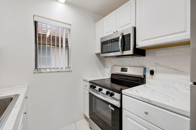 Photo - 500 SW 2nd Ave Unidad 211