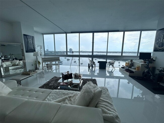 Photo - 7934 West Dr Unidad # 904 Rental