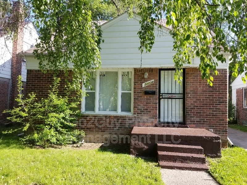 Photo - 22238 Pembroke Ave