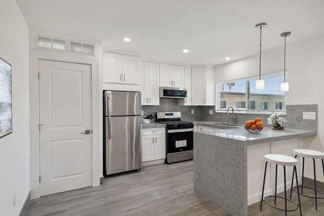 Photo - Move in Promotion! 2 Bedroom/1 Bathroom Remodeled Apartment - El Cajon Unidad 340-M