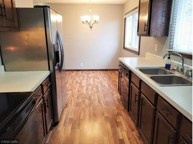 Photo - 227 14th Ave S Unidad 2