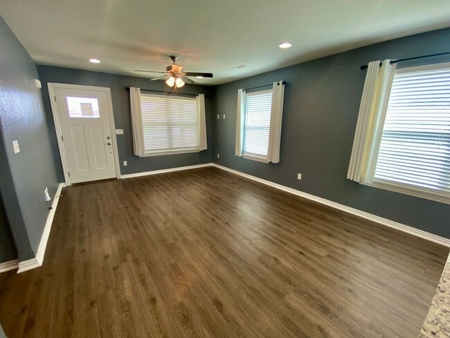 Photo - 1660 Gallant Fox Ln