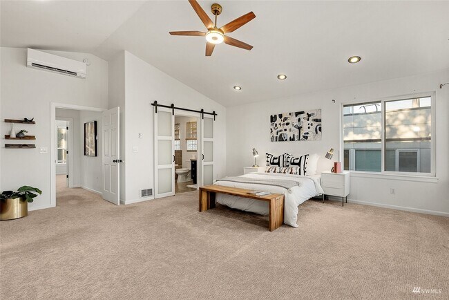 Photo - 511 Ward St Unit 1