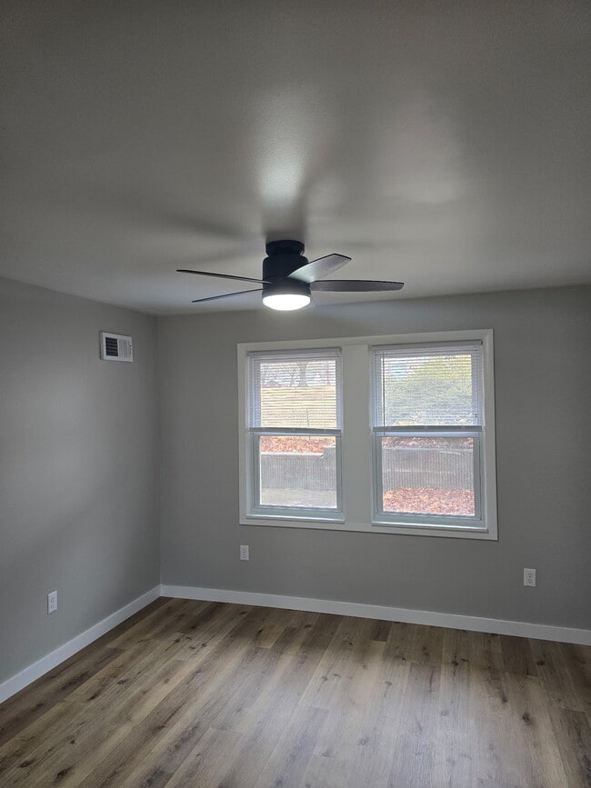 Photo - 105 Orchard St