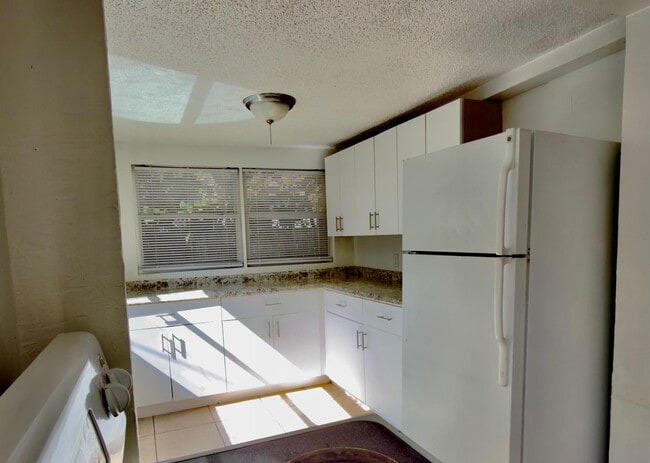 Photo - 1832 NE 49th St