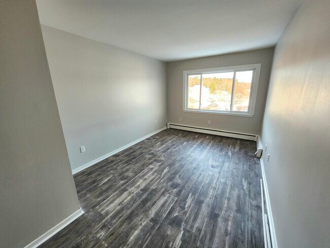 Photo - 14 Reading Crescent Unité 7