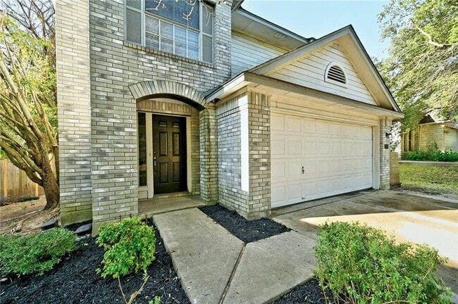 Photo - 1311 Tetbury Ln