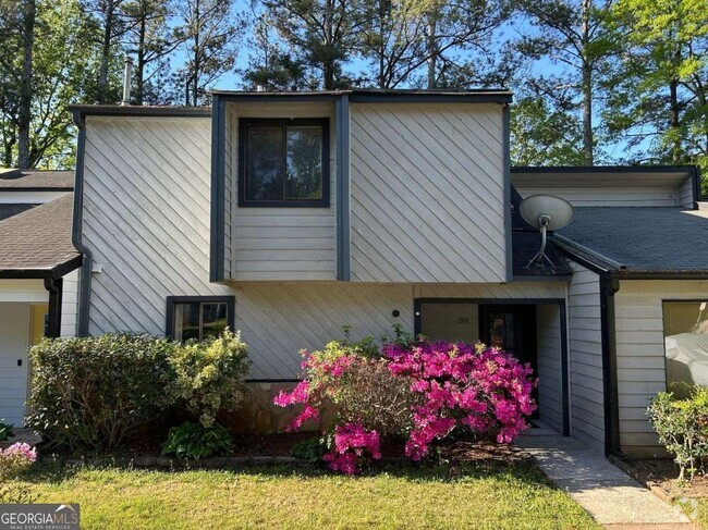 Building Photo - 288 Heathersett Dr SW Rental