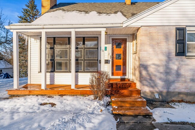 Photo - 32 Deland Park B