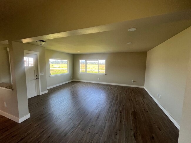 Photo - 20528 Dahlstedt Rd