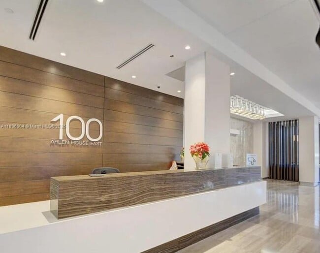 Building Photo - 100 Bayview Dr Unit 230