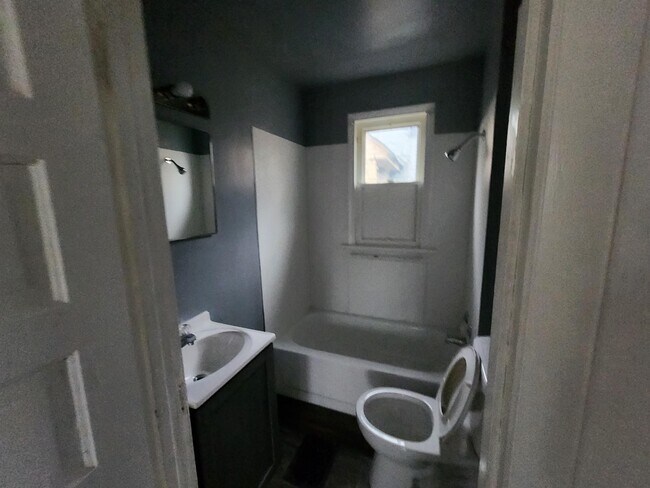 Photo - 4488 Massachusetts St