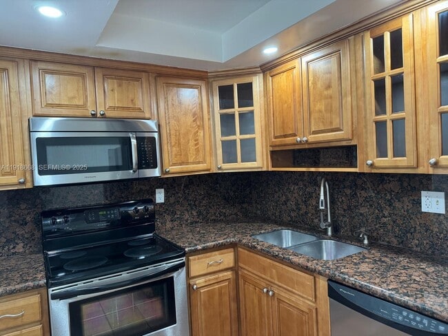 Photo - 5731 NW 37th St Unit 407