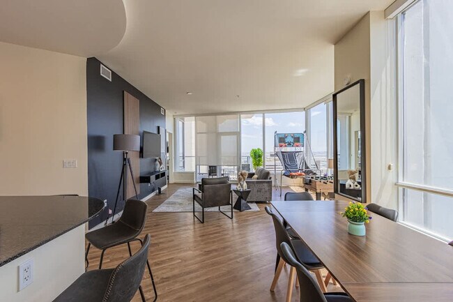 Photo - 44 W Monroe St Unidad ID1263166P