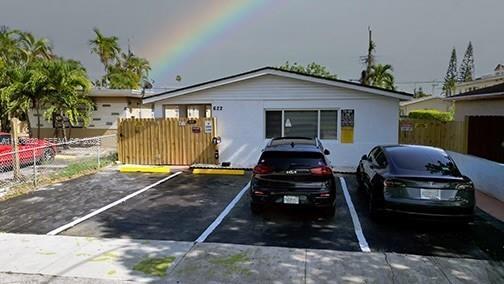 Building Photo - 622 NE 6th St Unit 1