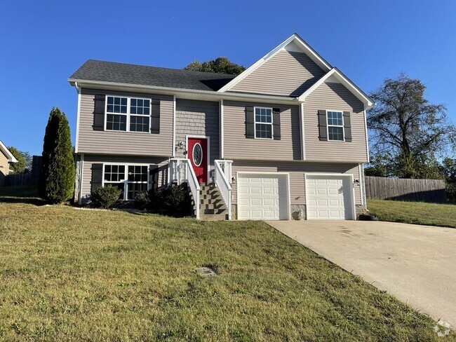 Building Photo - Two Story 4-Bedroom Cedar Valley Home in C...