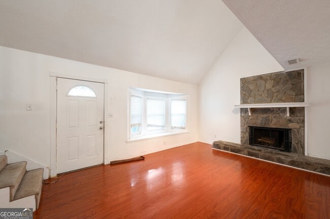 Photo - 134 Timber Creek Ln SW