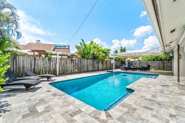Photo - 1352 Wyndcliff Dr
