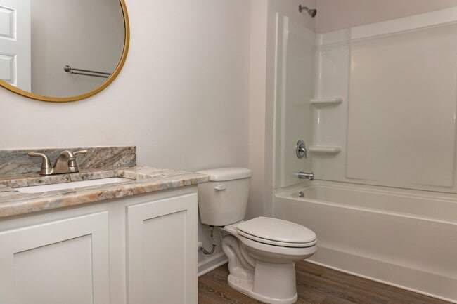 Photo - 216 Laurel Hl St