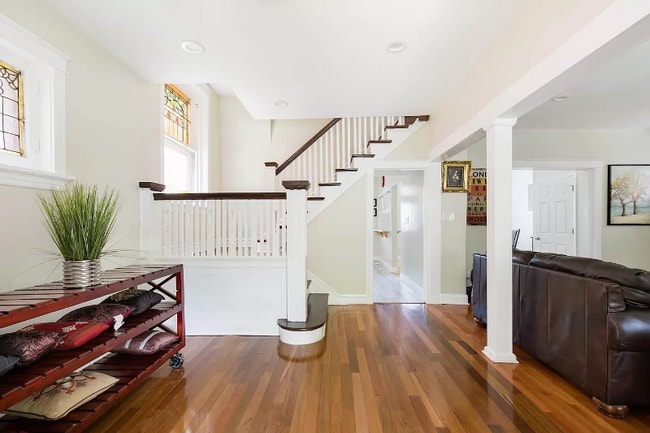 Photo - 6135 Washington Blvd