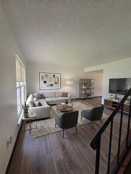 111 E Pike St