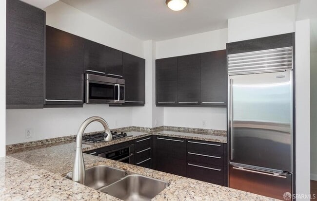 Photo - 425 1st St Unidad 4003