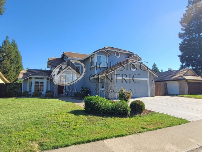 Photo - Executive Folsom Rental EXCELLENT Location and a POOL!