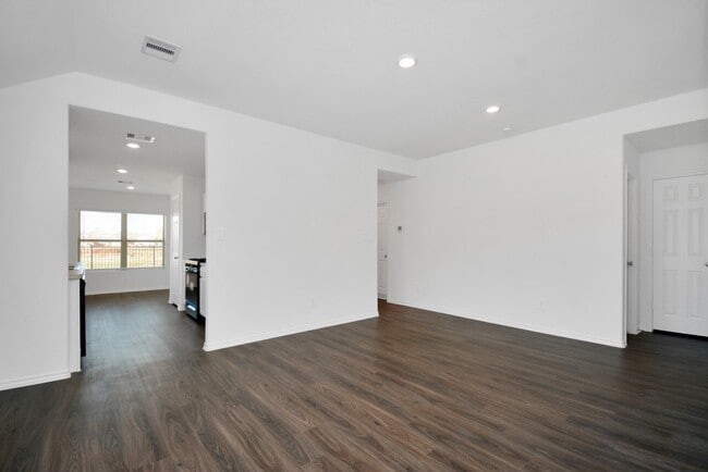 Building Photo - 32511 Orchard Haze Dr