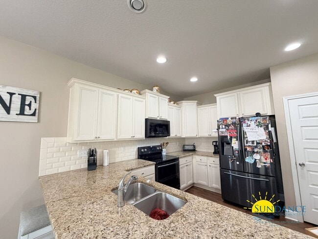 Photo - Spacious 4BR Home in Treasure Isle Estates in Navarre!